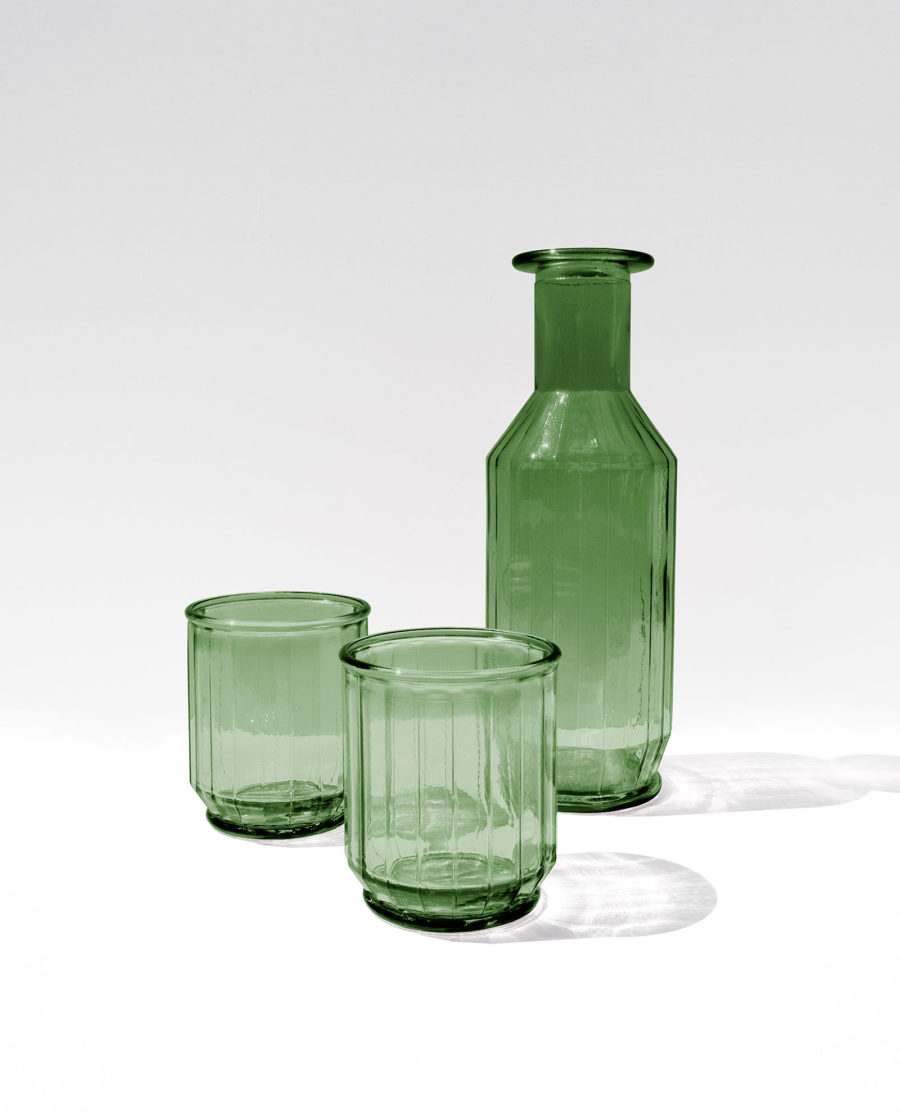 Botella de vidrio reciclado 1.L – GREENthem