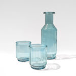 Botella y vasos Line azul reciclado