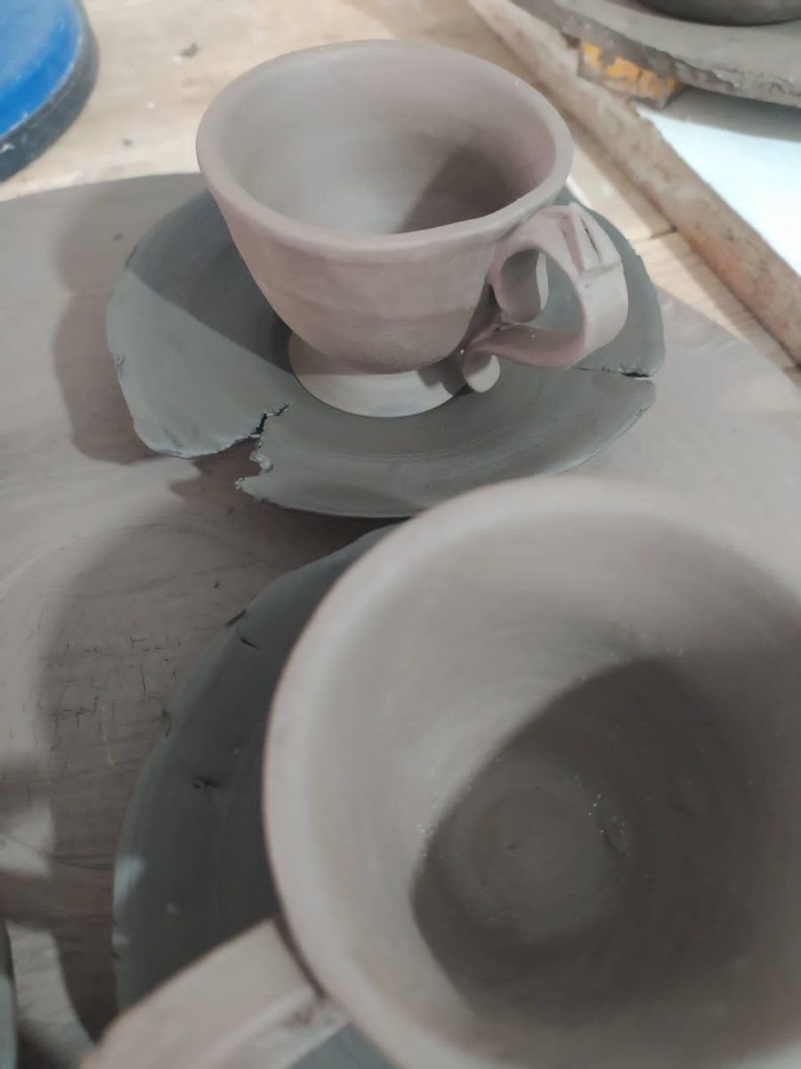 Juego de tazas artesanas de cerámica